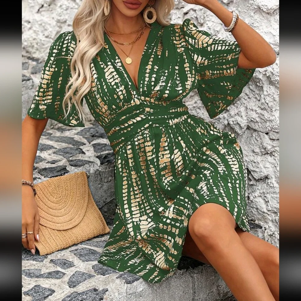 SHEIN Green and Gold Midi Dress NWOT - Picture 4 of 7